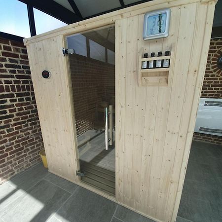 Chambres D'Hotes Des Rouets Fourmies エクステリア 写真