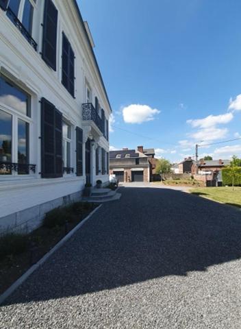 Chambres D'Hotes Des Rouets Fourmies エクステリア 写真