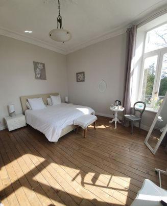 Chambres D'Hotes Des Rouets Fourmies エクステリア 写真